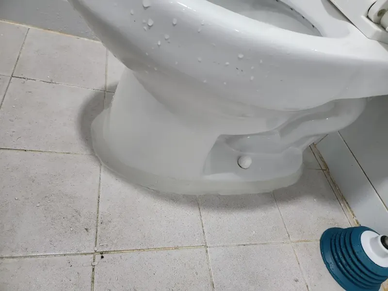 경산 변기막힘 작업사례 6
